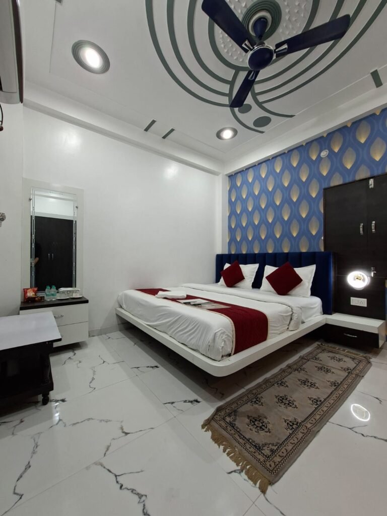 GM Residency Hotel Varanasi- Double bed Room set in varanasi